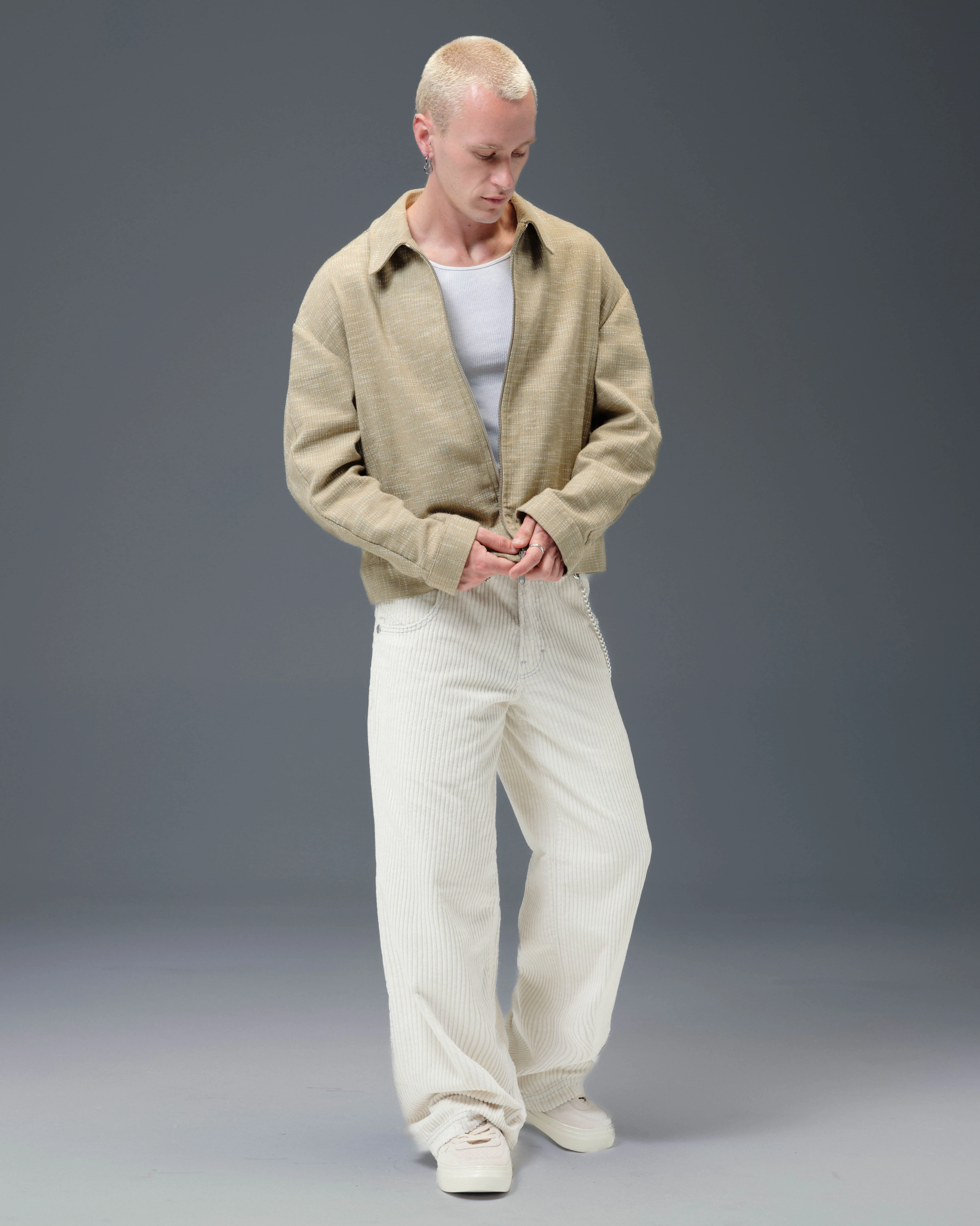 1179 Easy Wide Pipes. 23". 4 Wale Corduroy. Tofu. - Image 8