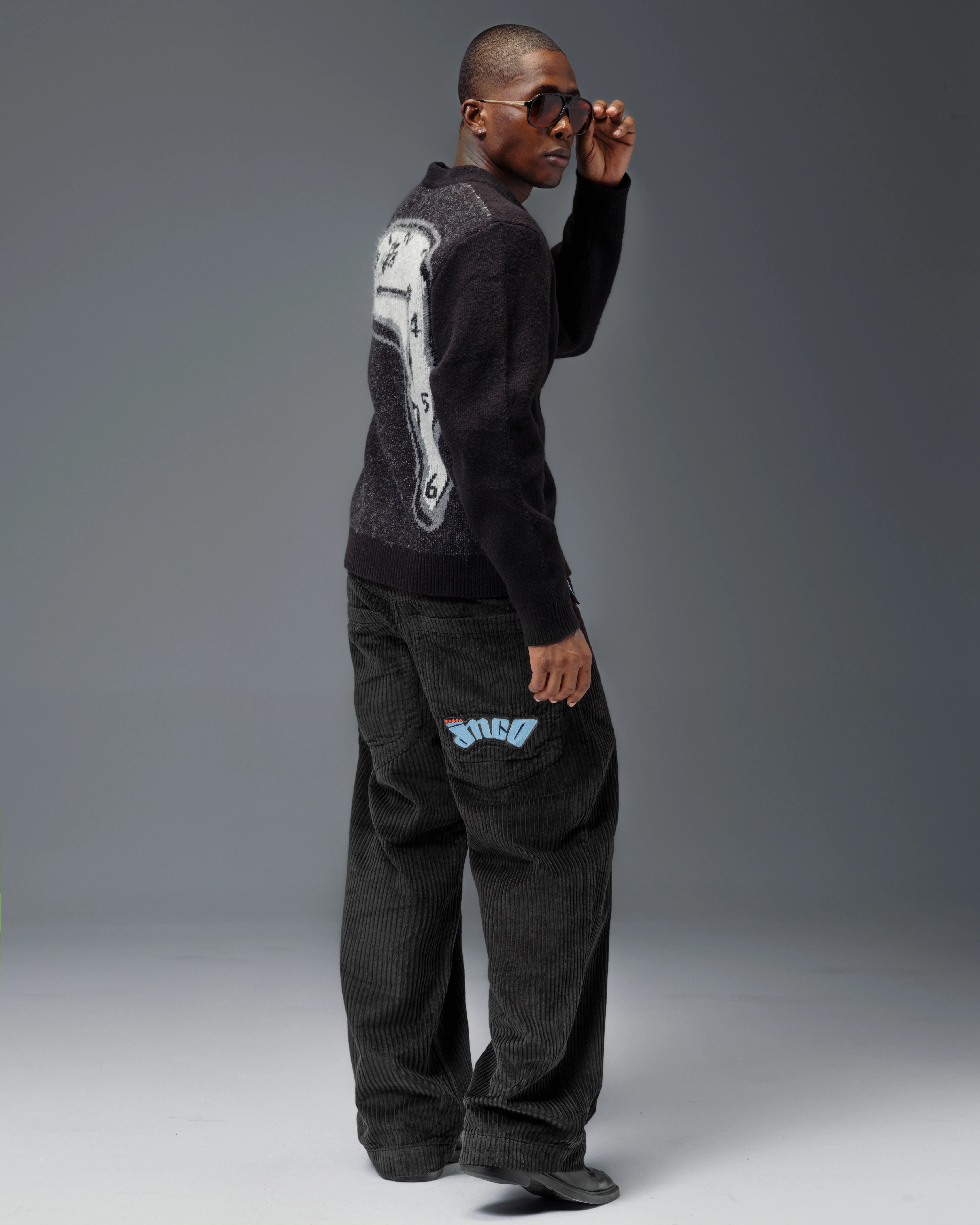 169 Low Down. 20". 4 Wale Corduroy. Black. - Image 6