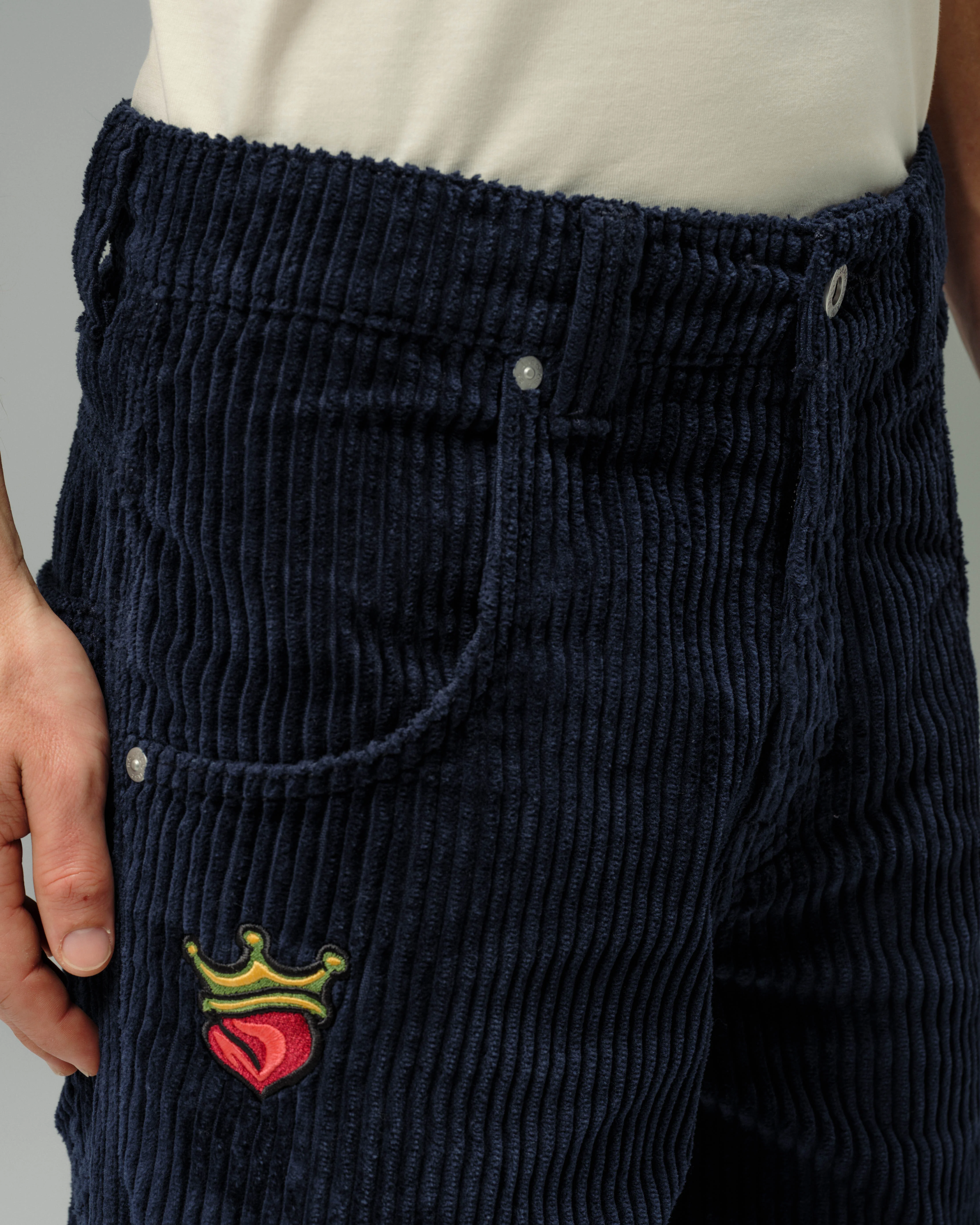 179 Pipes. 23". 4 Wale Corduroy. Navy. - Image 10