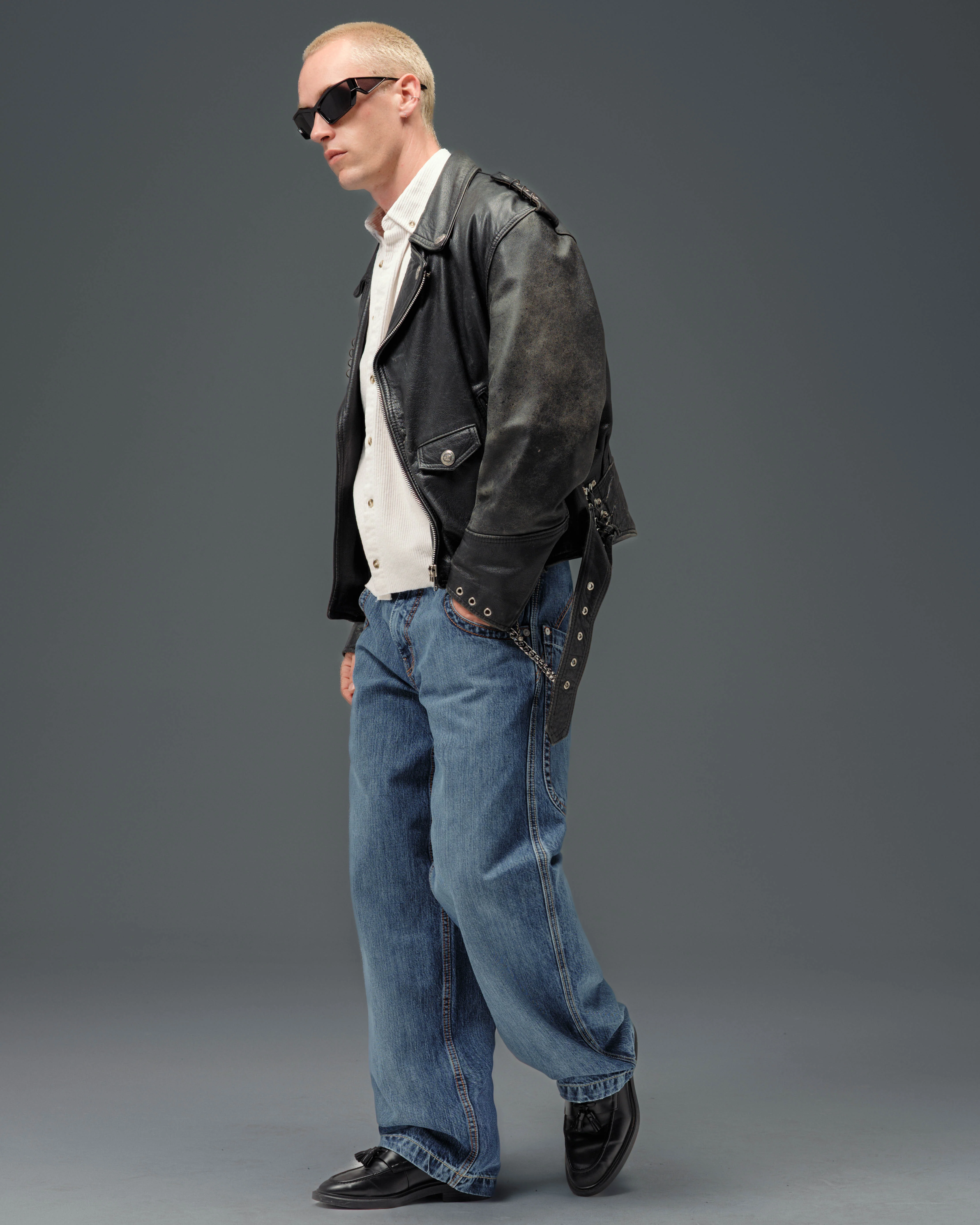 Handyman Carpenter. 20". Hand-Sand Vintage. - Image 3