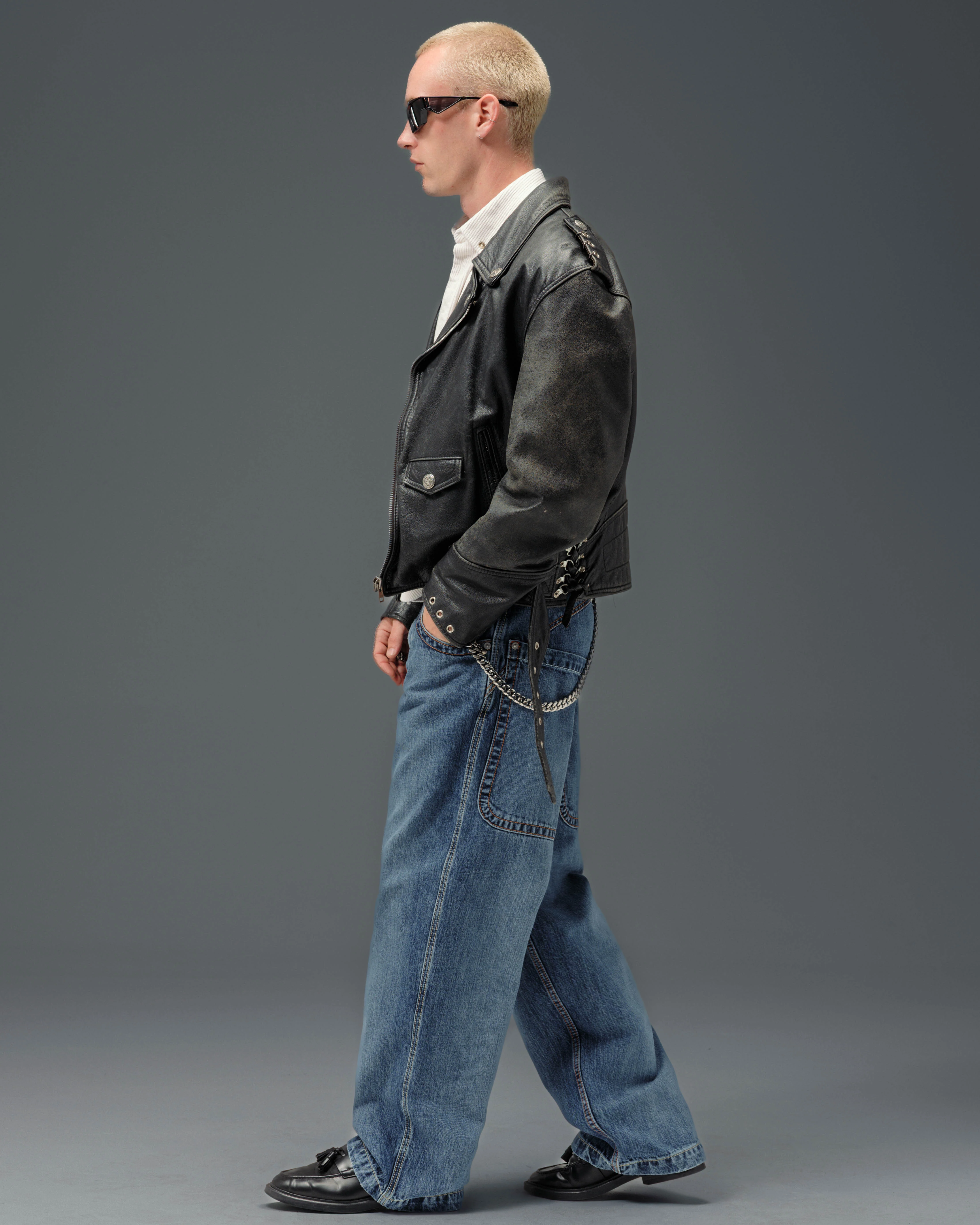Handyman Carpenter. 20". Hand-Sand Vintage. - Image 4