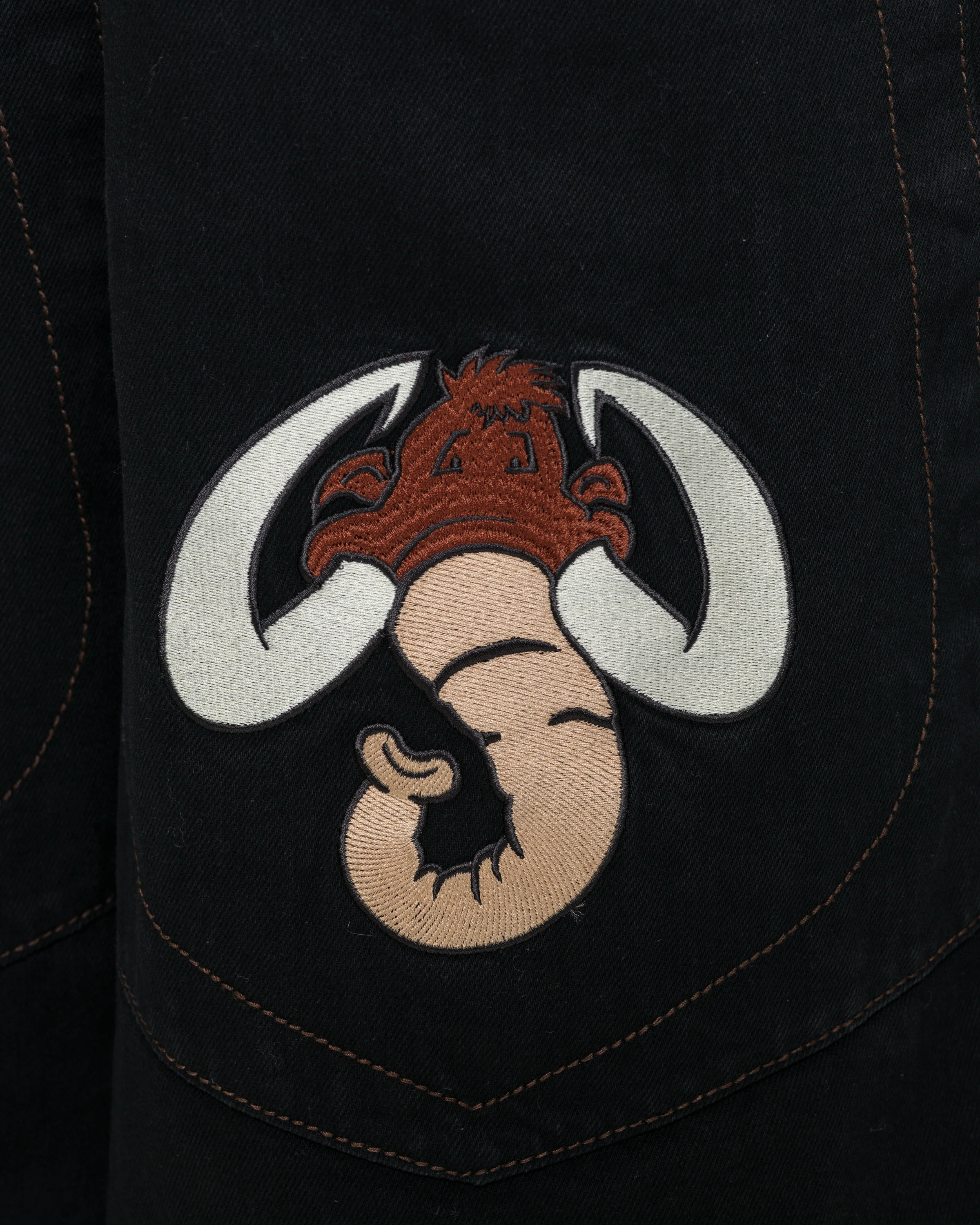 Mammoth. 40". Jet Black. - Image 13