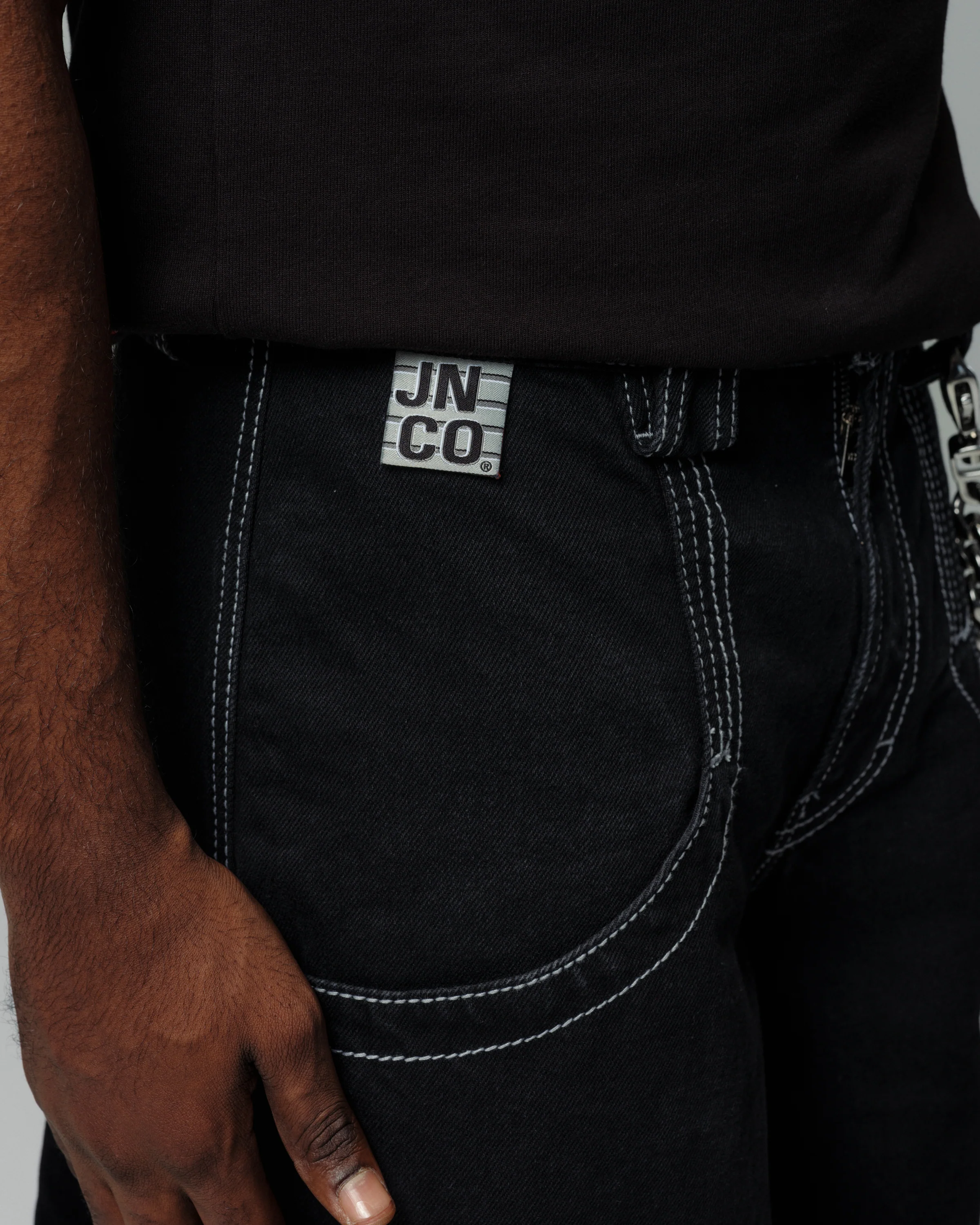 Mugshot. 50". Jet Black. - Image 13
