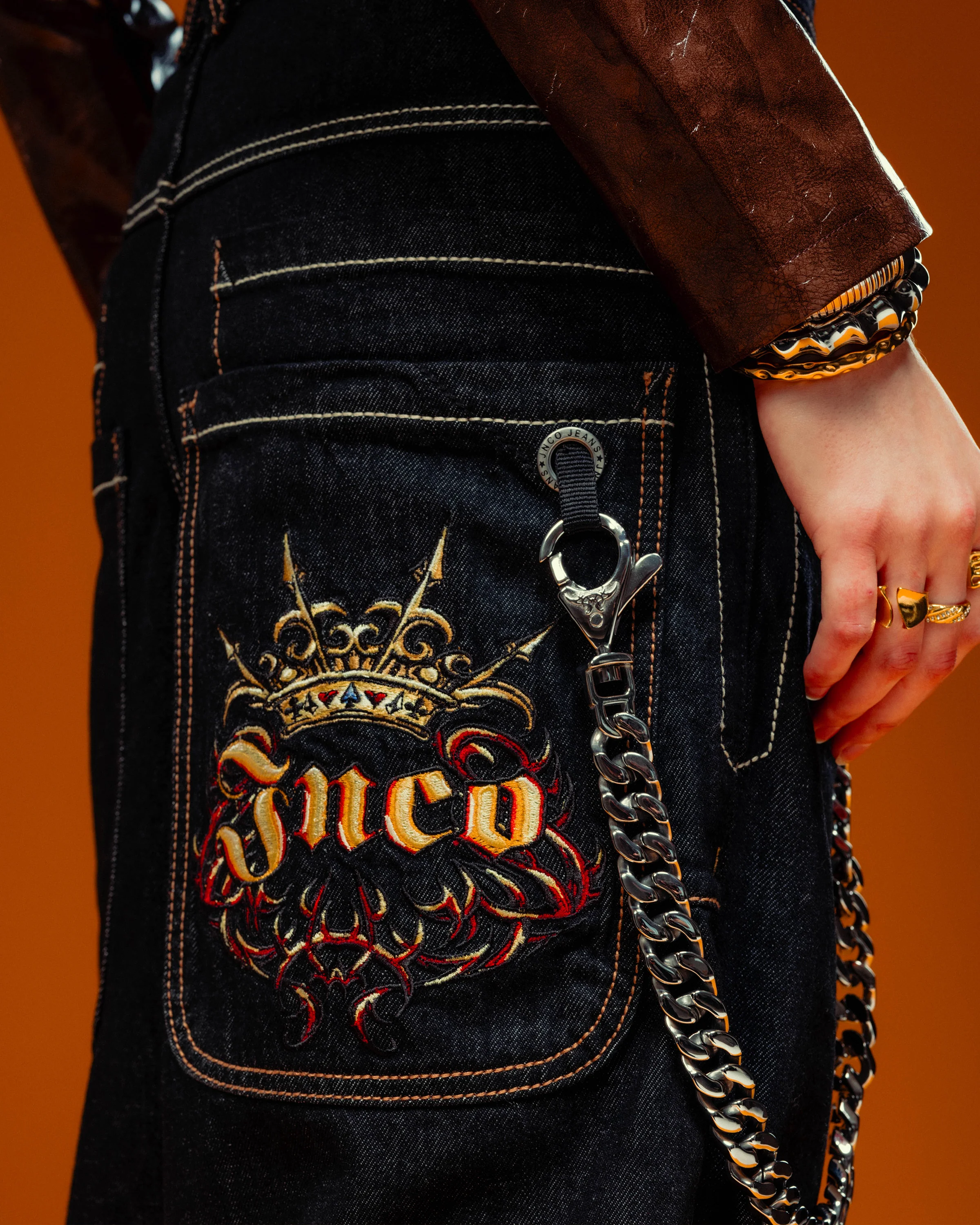 Oversized Stainless Steel Pocket Chain - Image 7