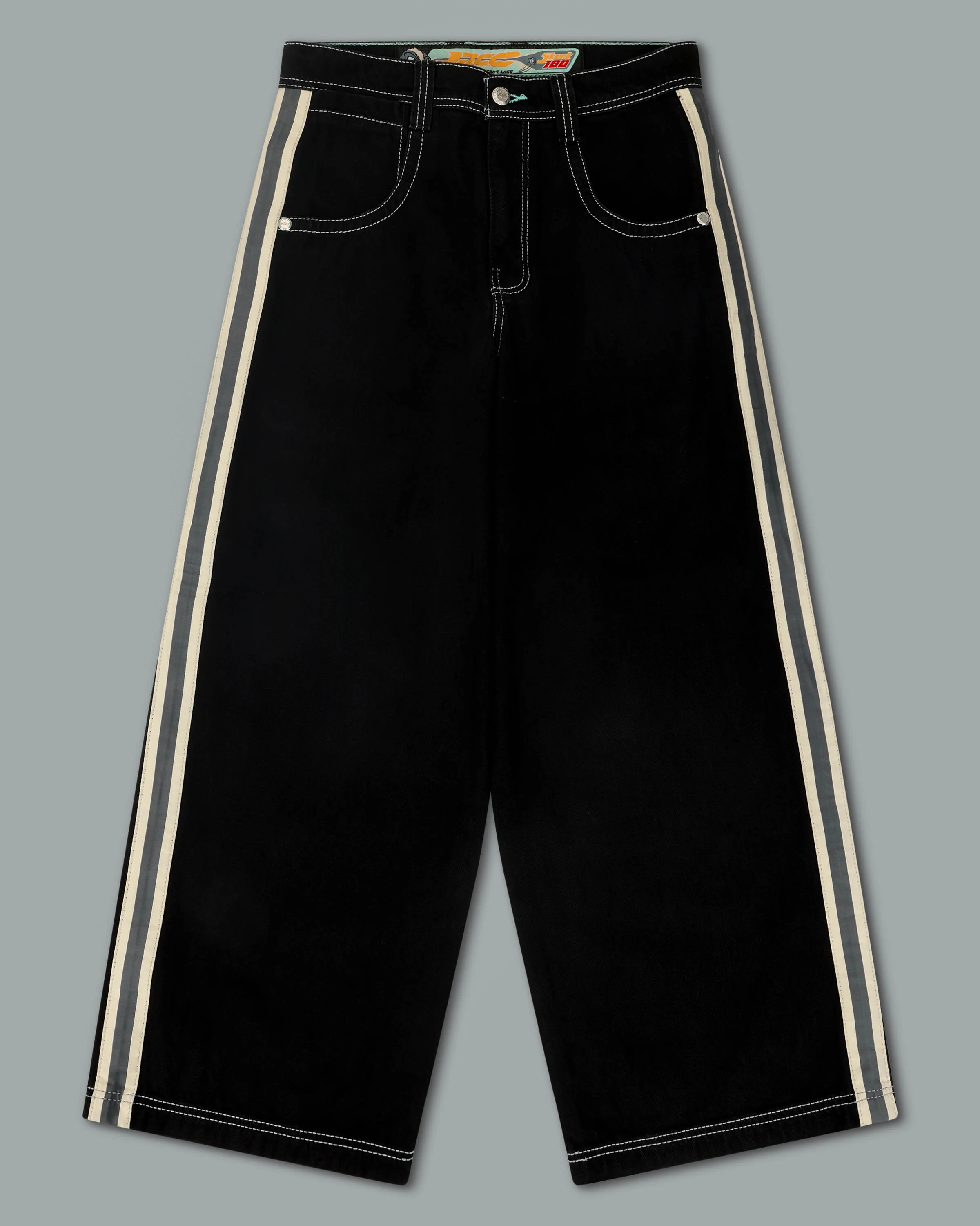 Skunk. 26". Jet Black. - Image 10