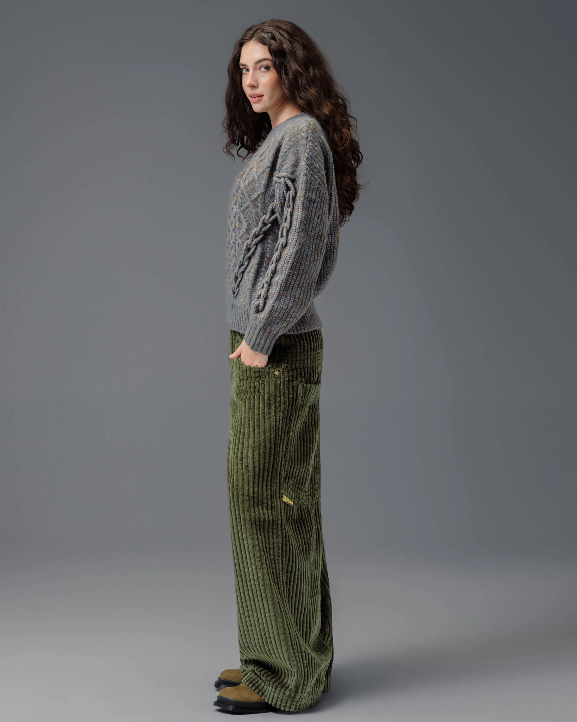 W Jester. 26". 2 Wale Corduroy. Moss. - Image 5
