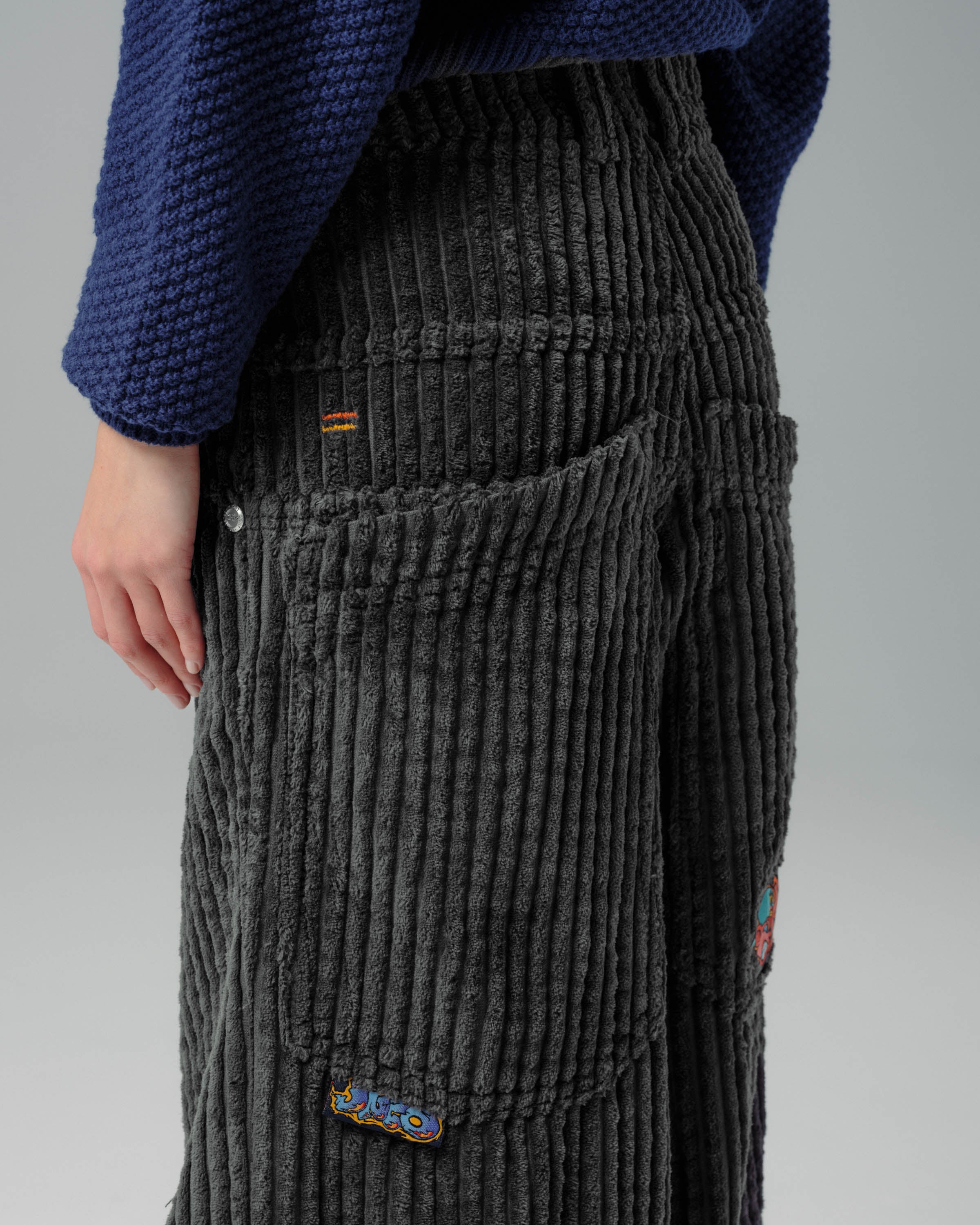 W Wizard. 24". 2 Wale Corduroy. Magnet. - Image 13