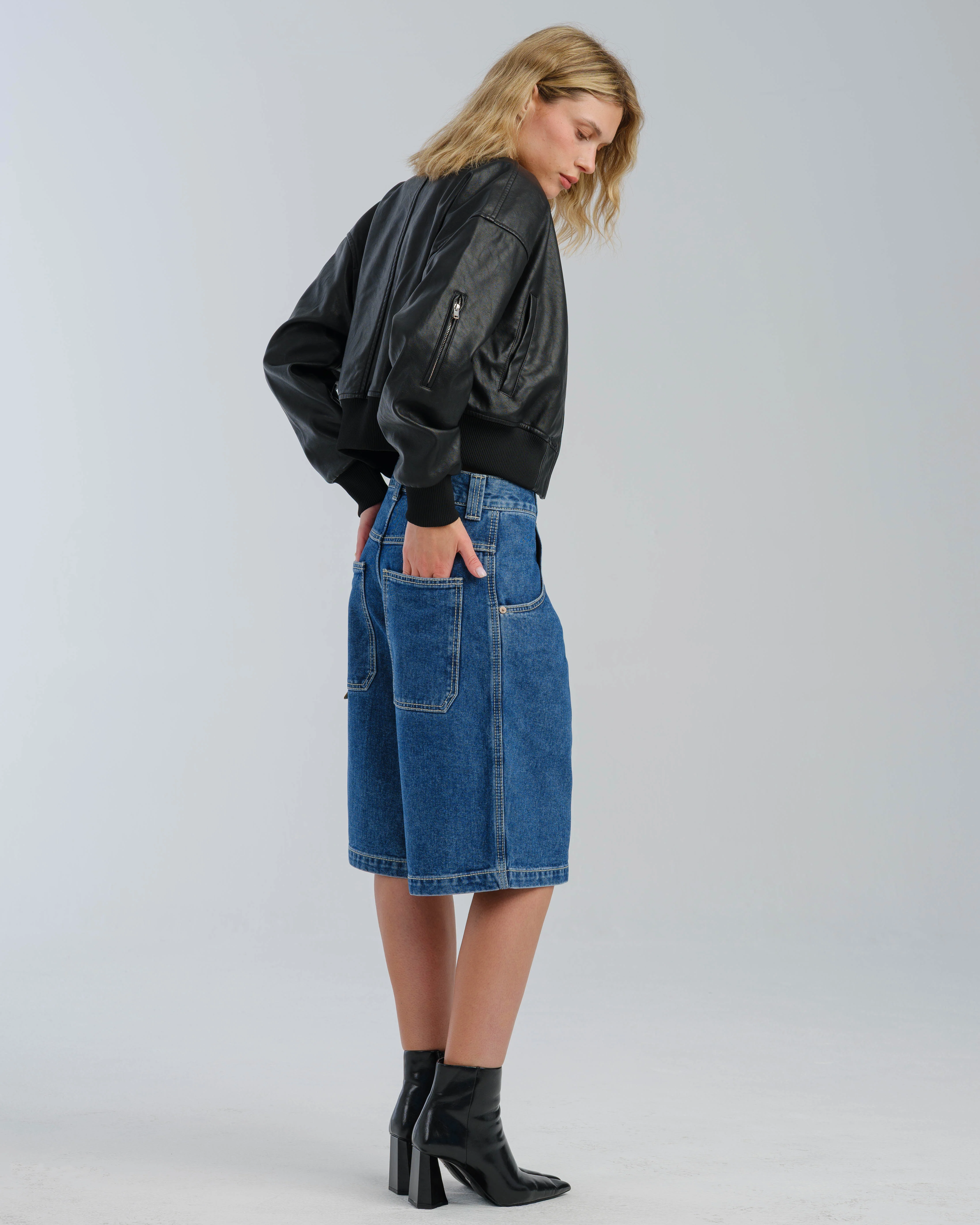 W179 Pipes Shorts. 14" Inseam. Dark Stone. - Image 4