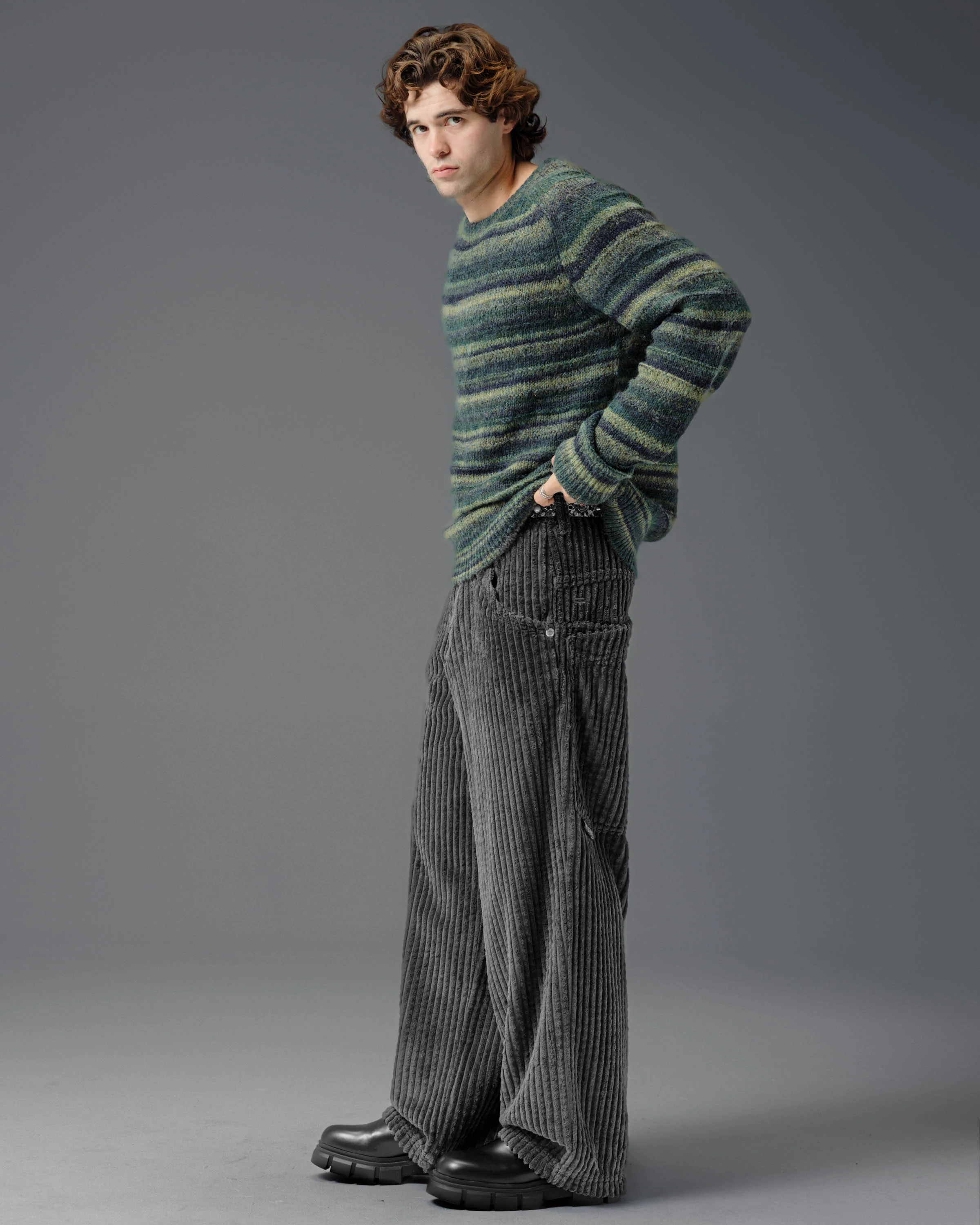 Wizard. 24". 2 Wale Corduroy. Magnet. - Image 6